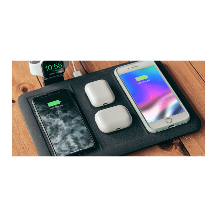 MOPHIE 4-IN-1 WIRELESS CHARGING MAT